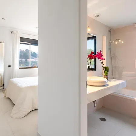 Luxury 2 Bedroom