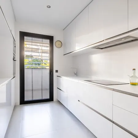 Luxury 2 Bedroom Апартаменти Естепона