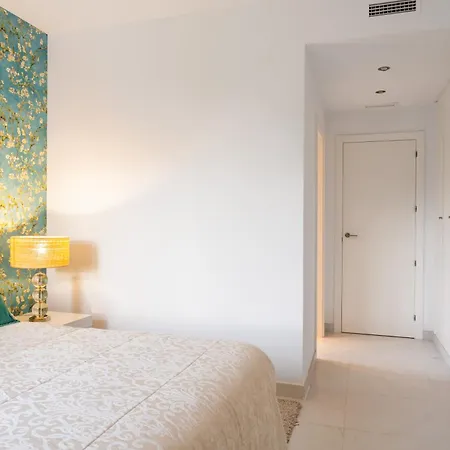 Luxury 2 Bedroom Апартаменти Естепона