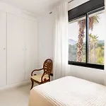 아파트 Luxury 2 Bedroom