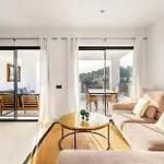 Luxury 2 Bedroom