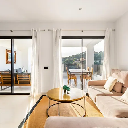 Luxury 2 Bedroom